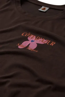 Brun t-shirt med blomstermotiv