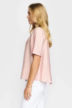 DANA - Kortærmet bluse med blonde detalje