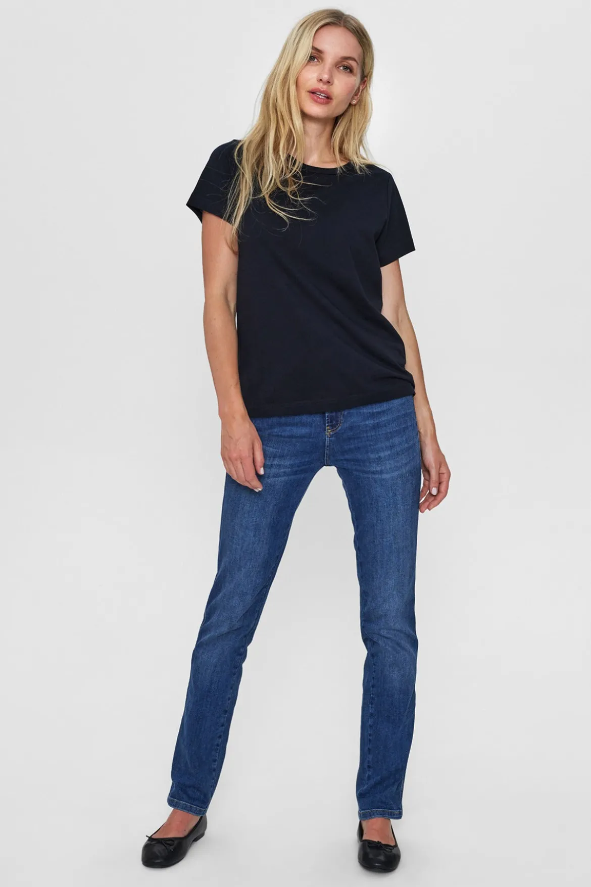 Dea - Basis kortærmet t-shirt med rund hals