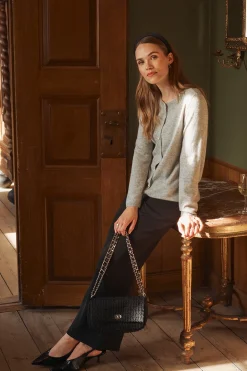 Ellie - Cardigan i uld- og kashmirblanding med perleknapper