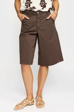 FRIDA - Lange shorts med vide ben
