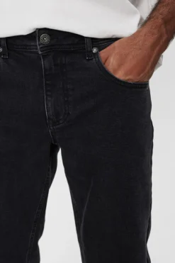 Gavin 104 - Jeans med lige ben og sort vask