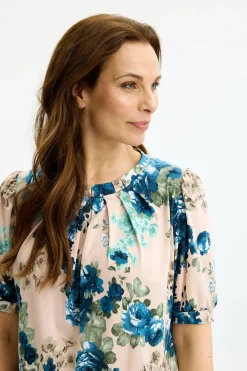 Grazia - Blomstret bluse med korte ærmer