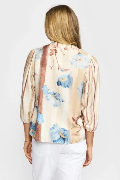 IRIS - Blomster bluse med trekvartærmer