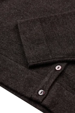 Leda - Blød cardigan med lange ærmer og knaplukning