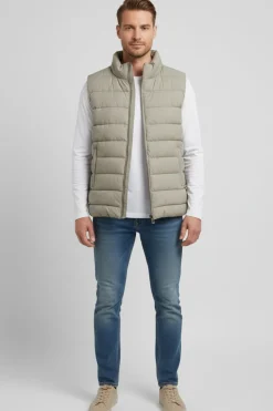 Let puffervest med lommer