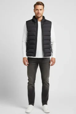 Let puffervest med lommer