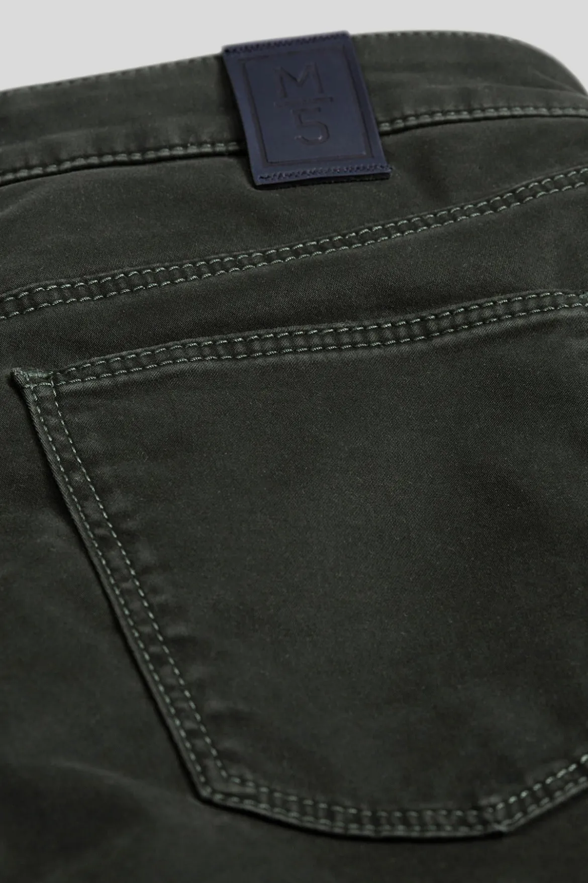 M5 Slim five pocket