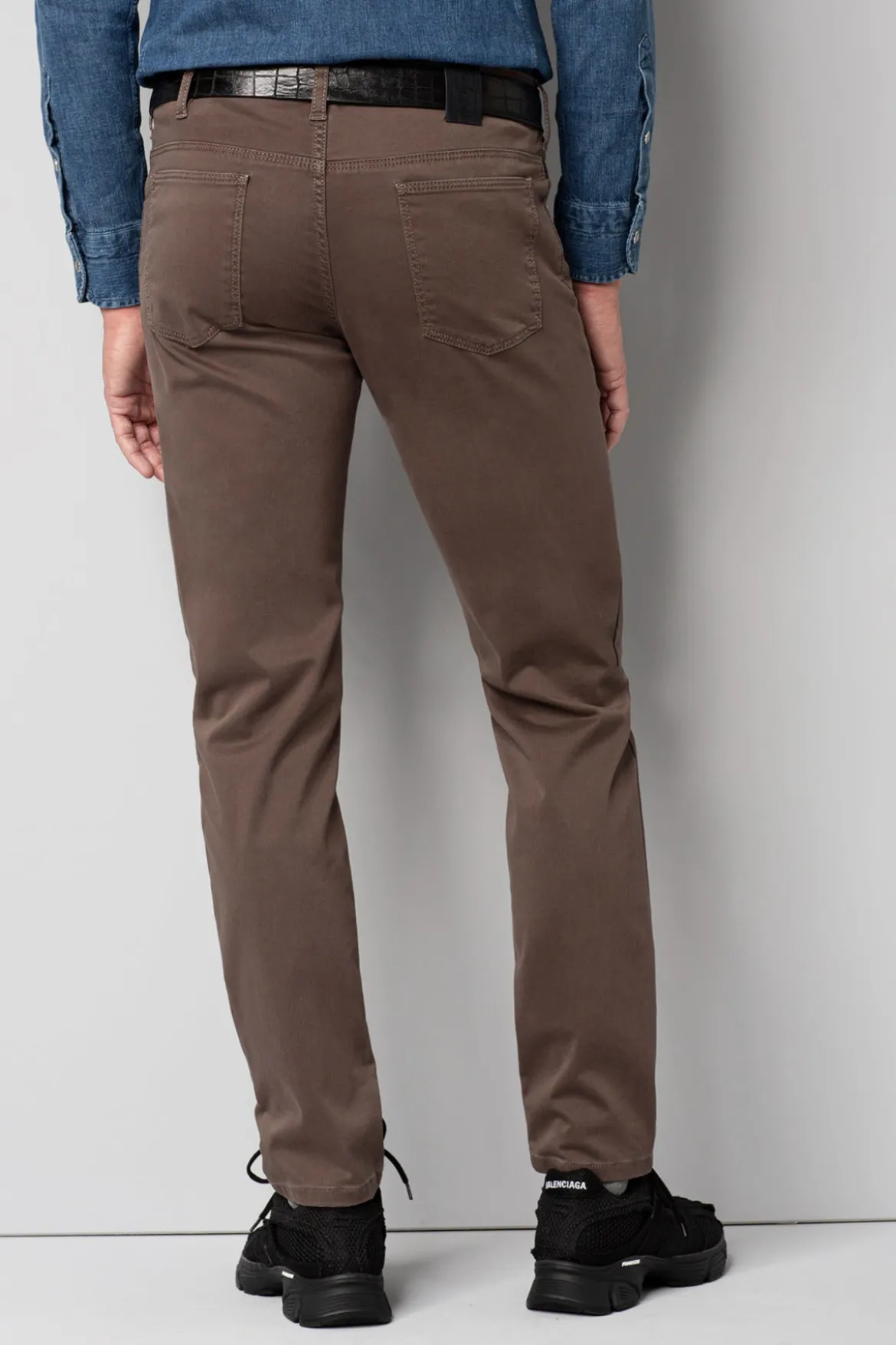 M5 Slim five pocket