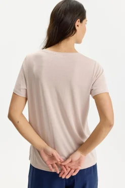 Nina - t-shirt i blød kvalitet