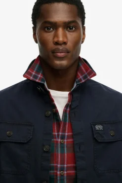 Overshirt med lommer og knaplukning
