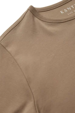 Sam - Basic T-shirt i tætstrikket kvalitet