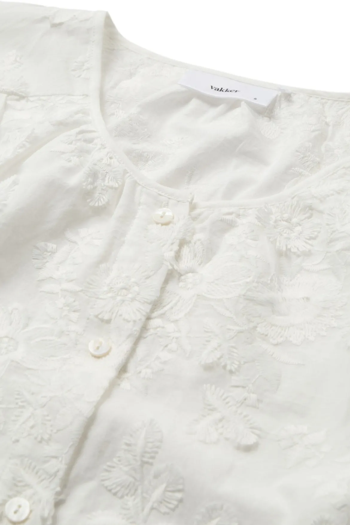 Via - Bluse med broderi og trekvartærmer