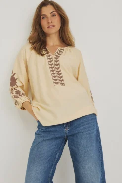 Vina - Boheme bluse med trekvartærmer og broderi